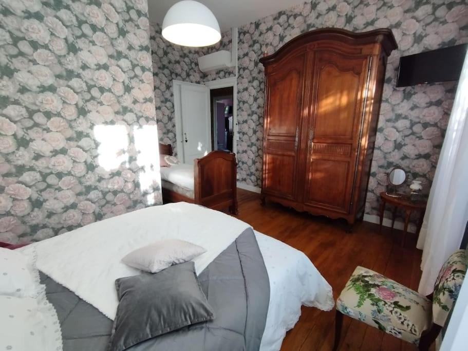 Gite La Burthe Monprimblanc Dış mekan fotoğraf