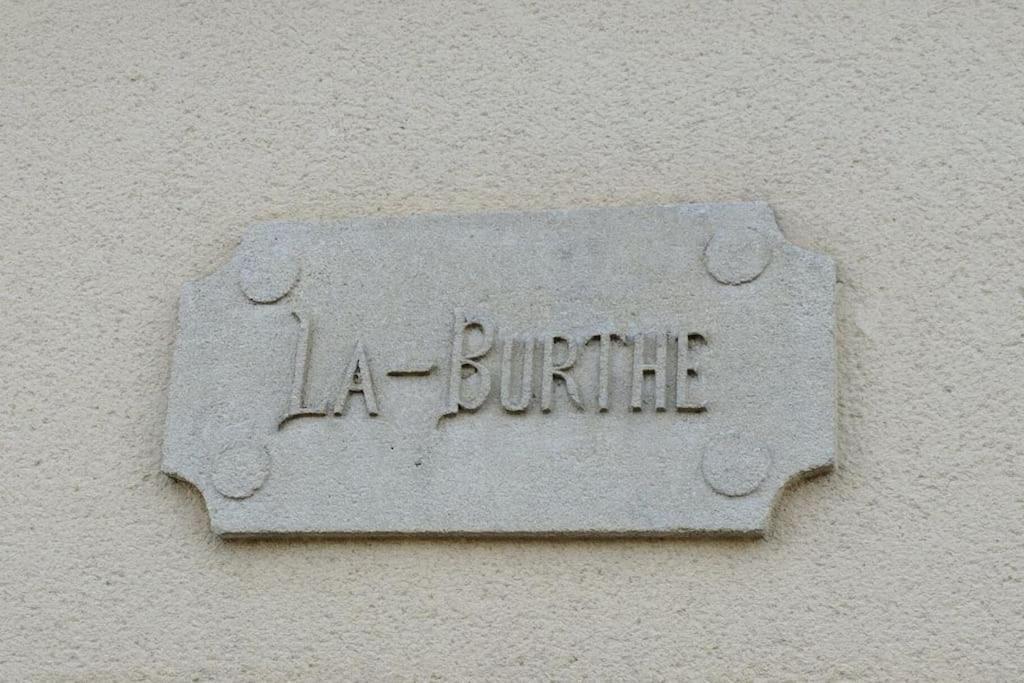Gite La Burthe Monprimblanc Dış mekan fotoğraf